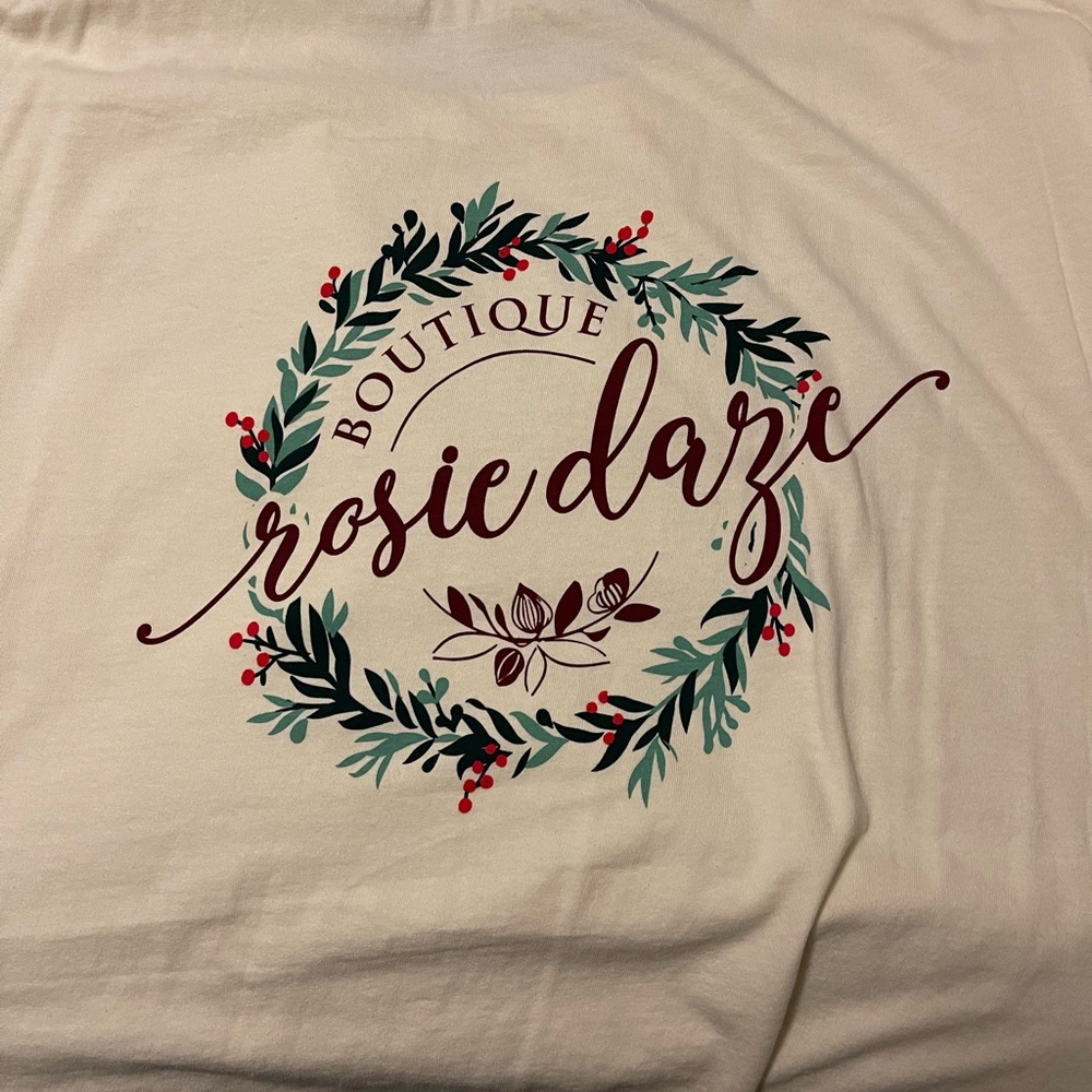 Rosie Daze Christmas shirt NWOT